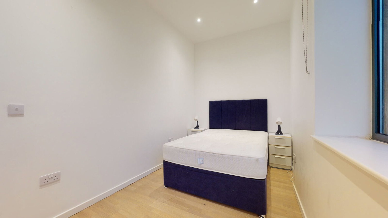 Apartment in Brentford