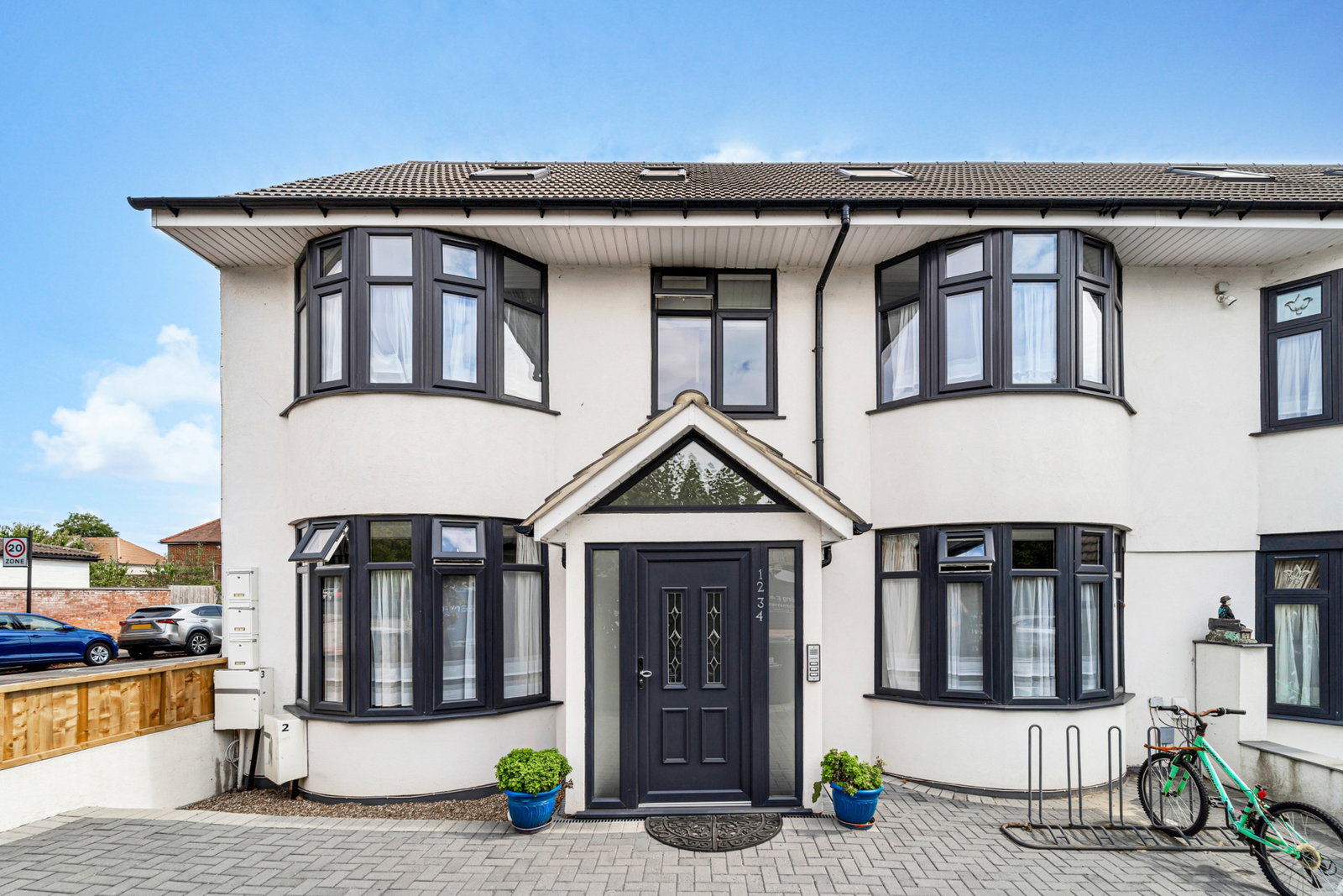 Flat in Greenford