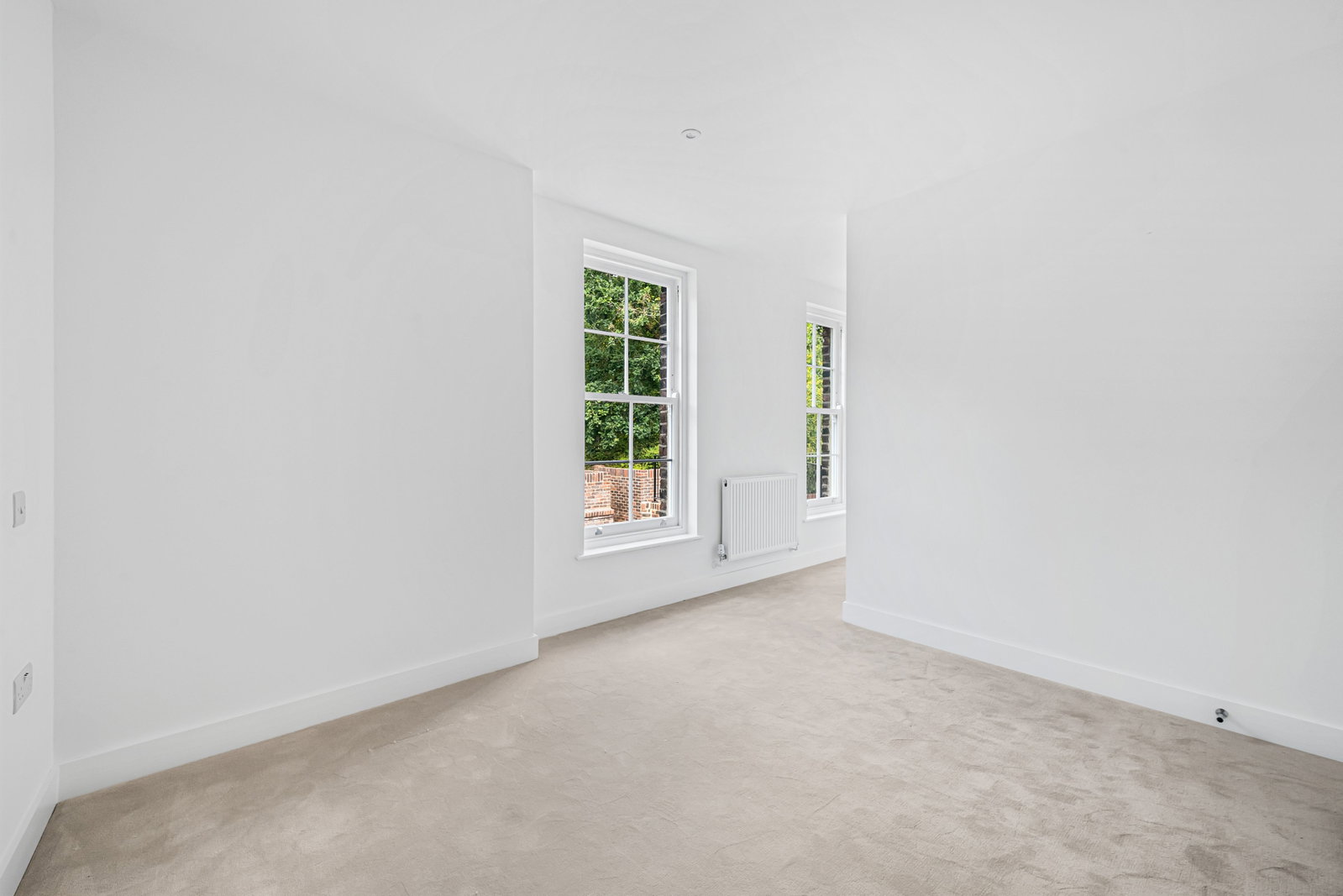 Flat in Reigate