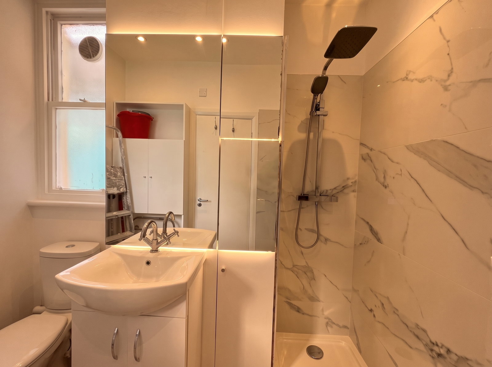 Flat in London 5