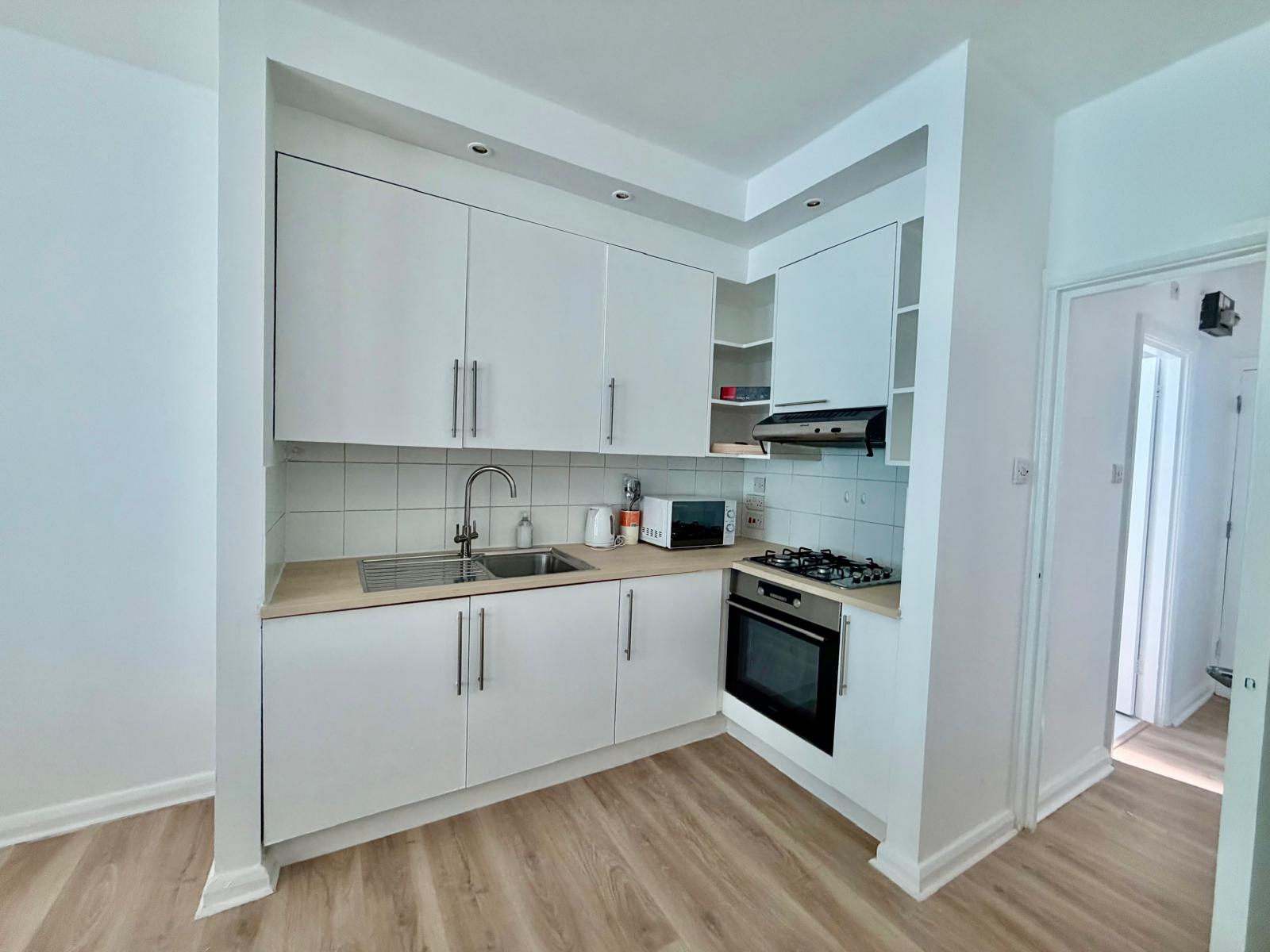 Flat in London 4