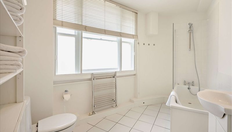 Apartment in  London