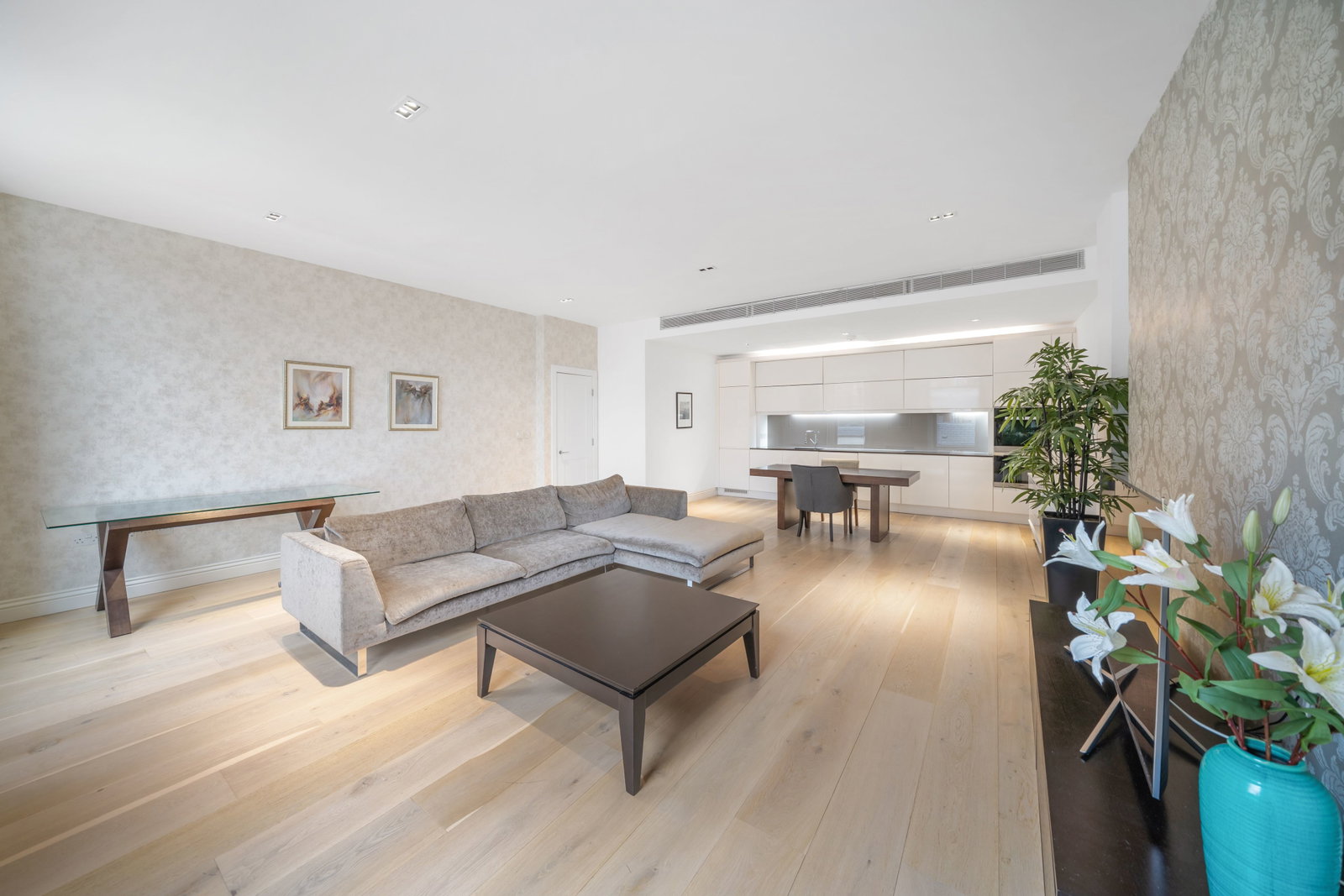 Flat in London