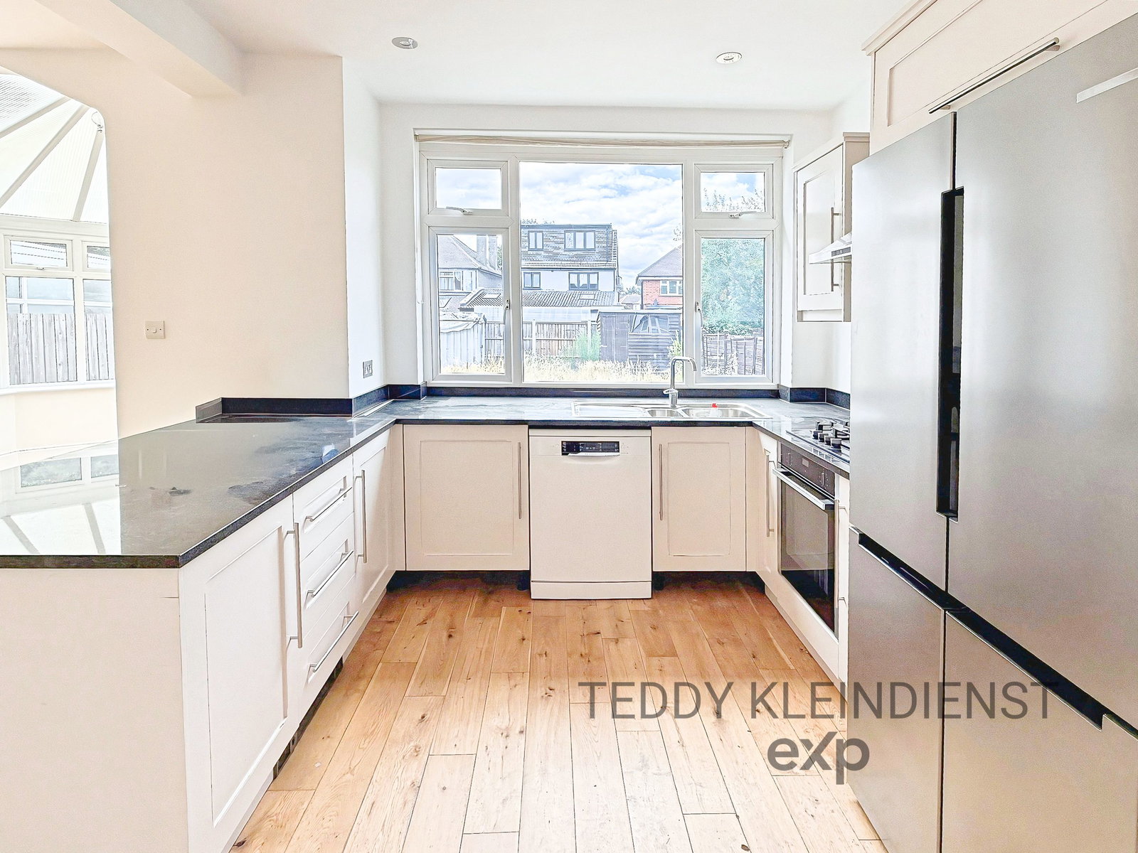 Detached House in New Malden