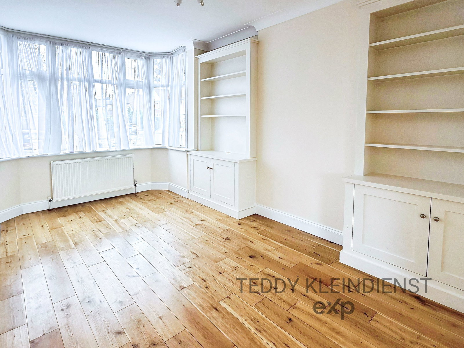 Detached House in New Malden