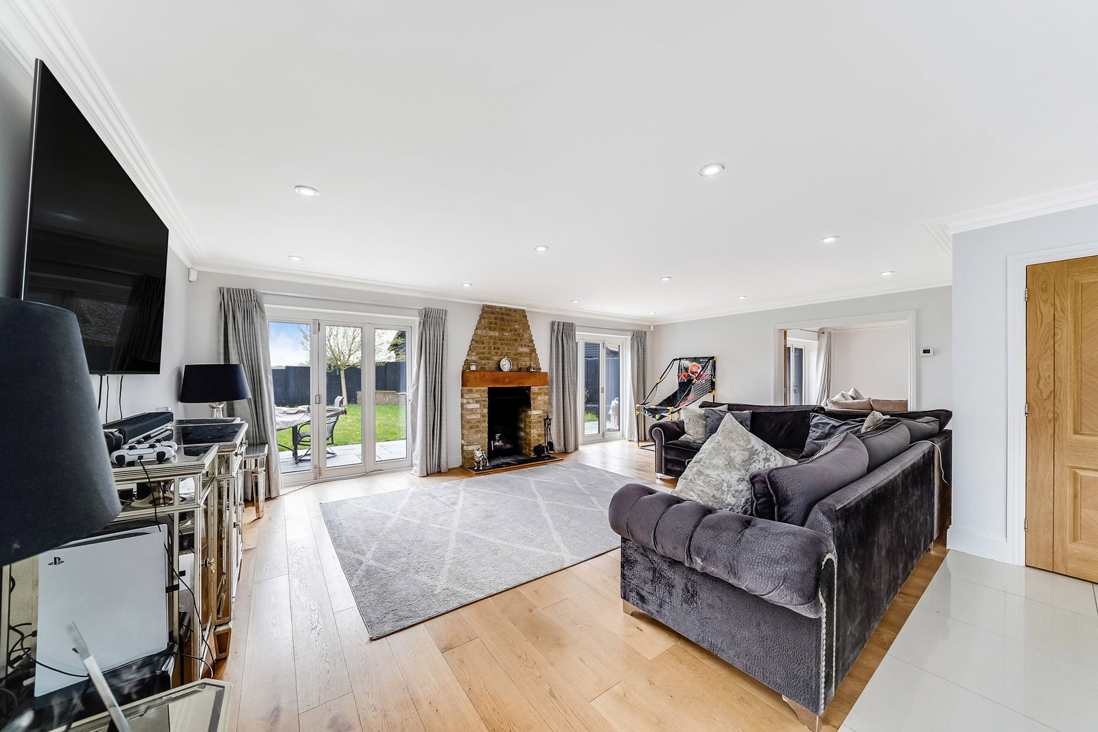 Detached House for rent in Ongar, London Road, Stanford Rivers, Ongar, Essex CM5, 2940 m²
