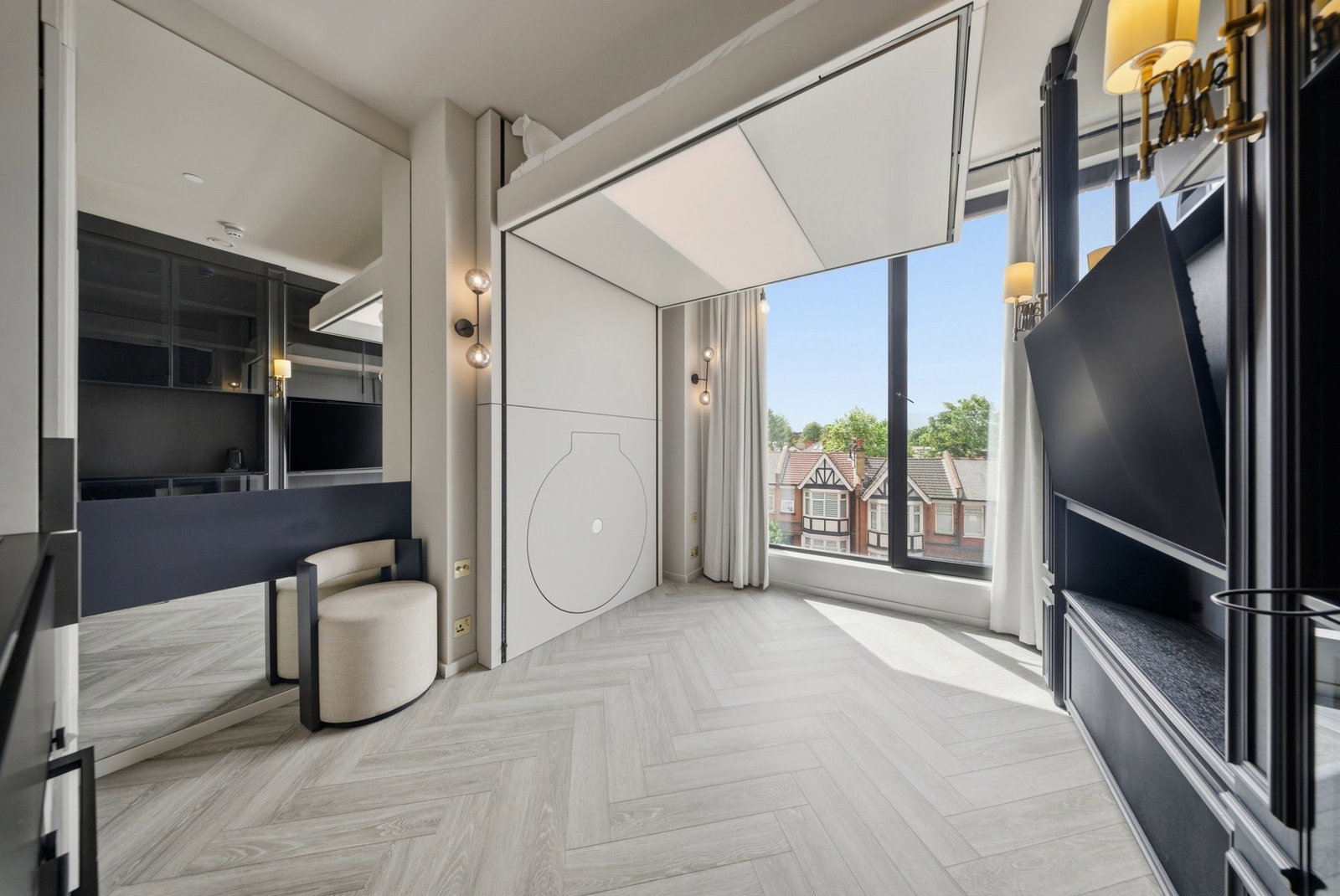 Studio in Harrow