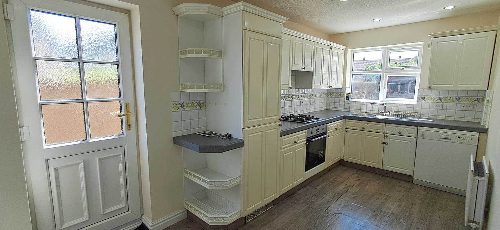 Semi Detached House in Bushey