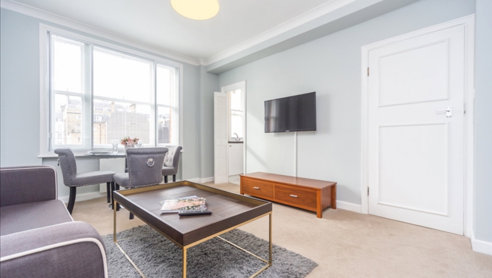 Apartment in Mayfair, London