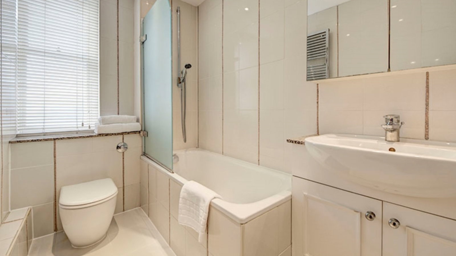 Apartment in Mayfair, London