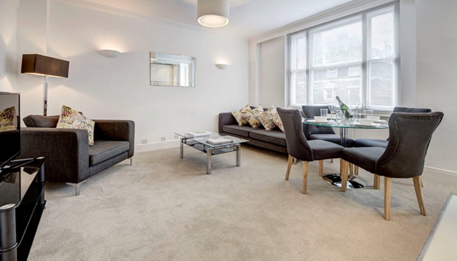 Apartment in Mayfair, London