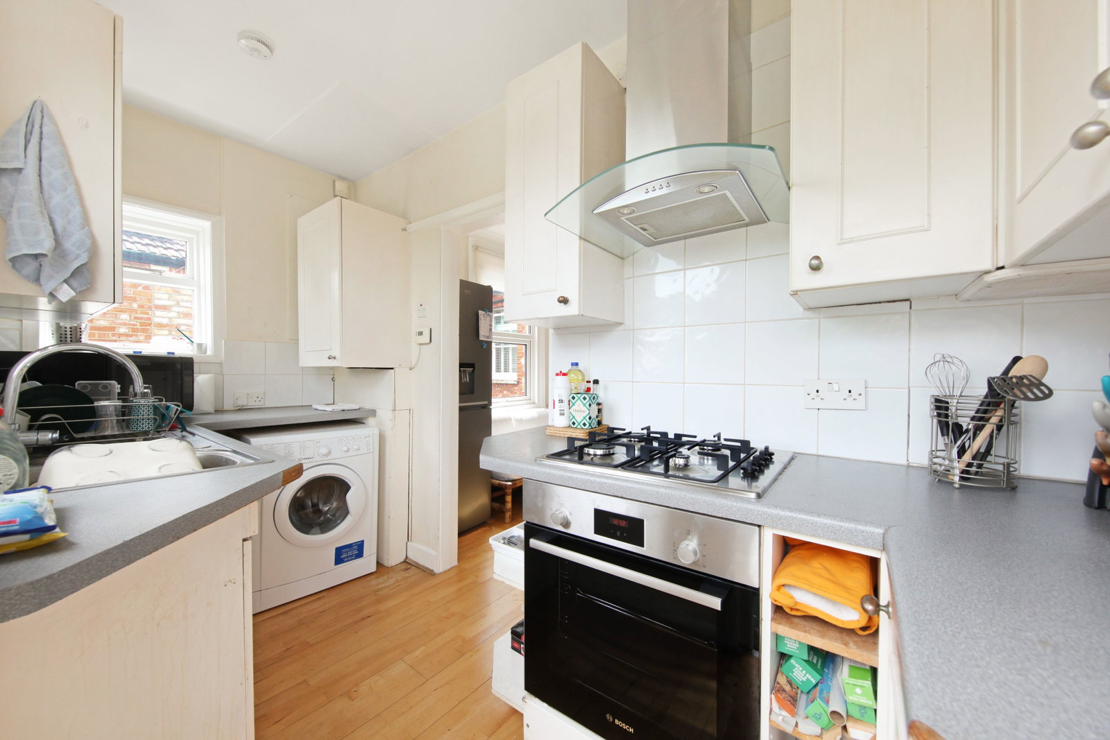 Maisonette for rent in London, Kingston Road, SW20 8JP