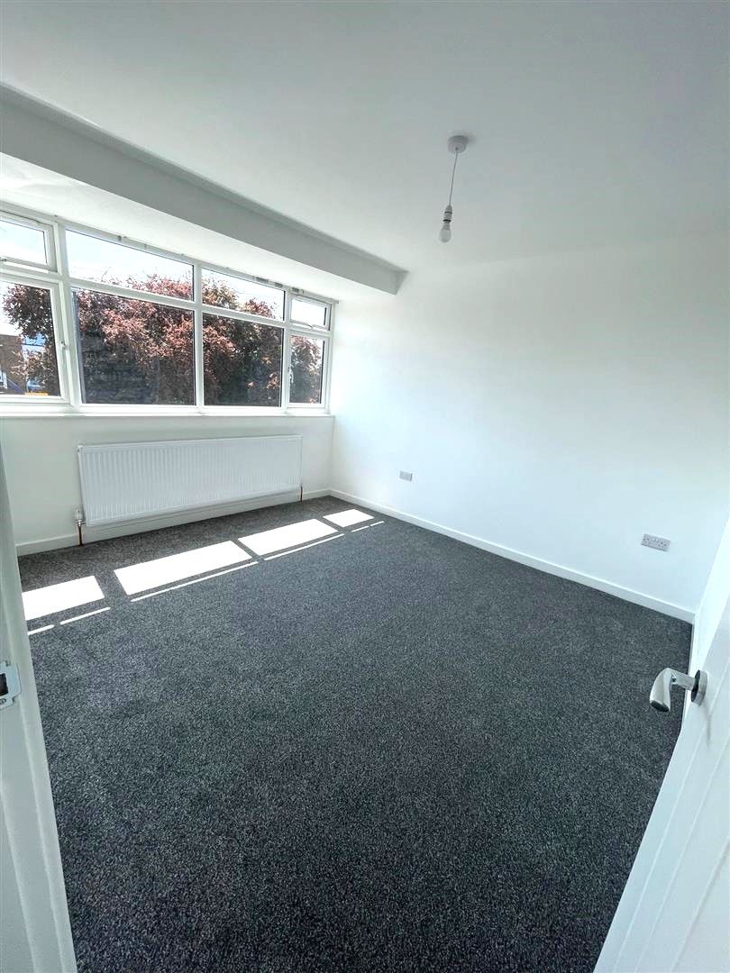 Semi Detached House in Edgware