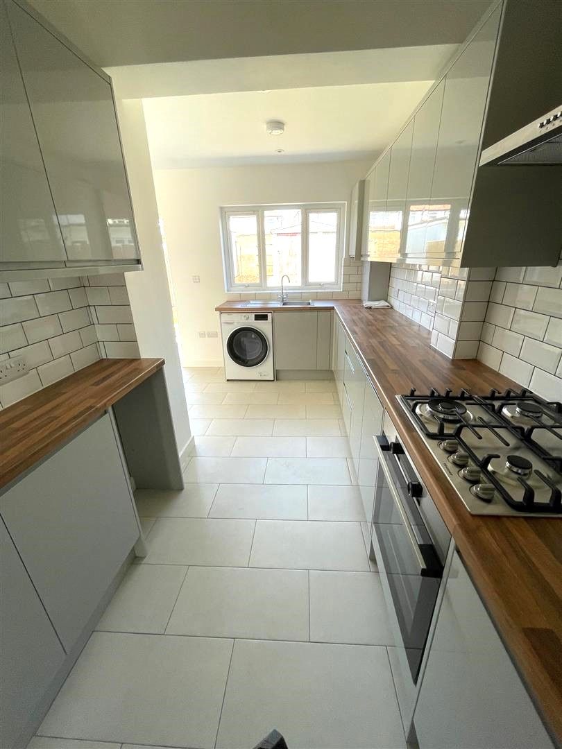 Semi Detached House in Edgware