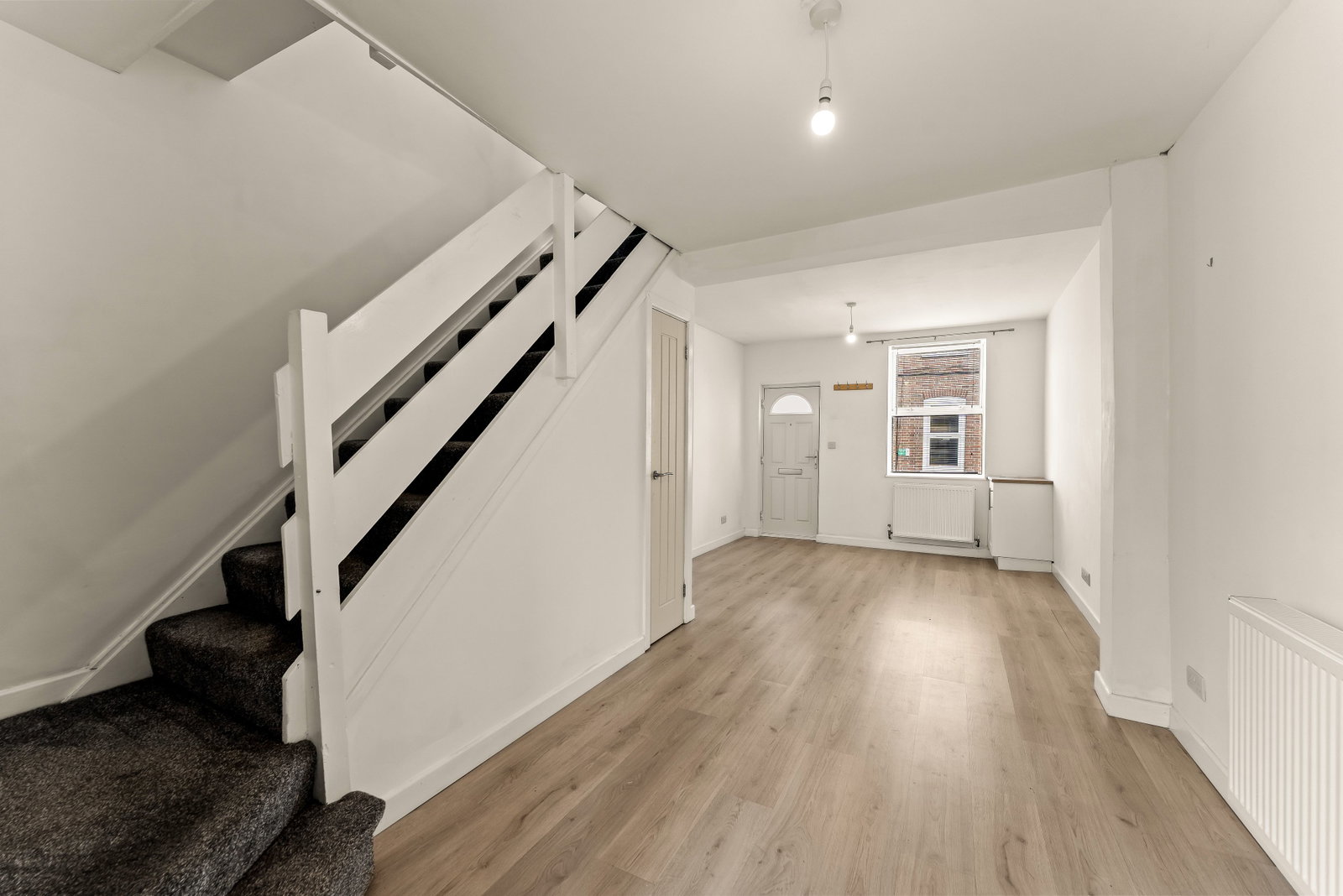 Terraced House for rent in Macclesfield, South Park Road, Macclesfield, 581 m²