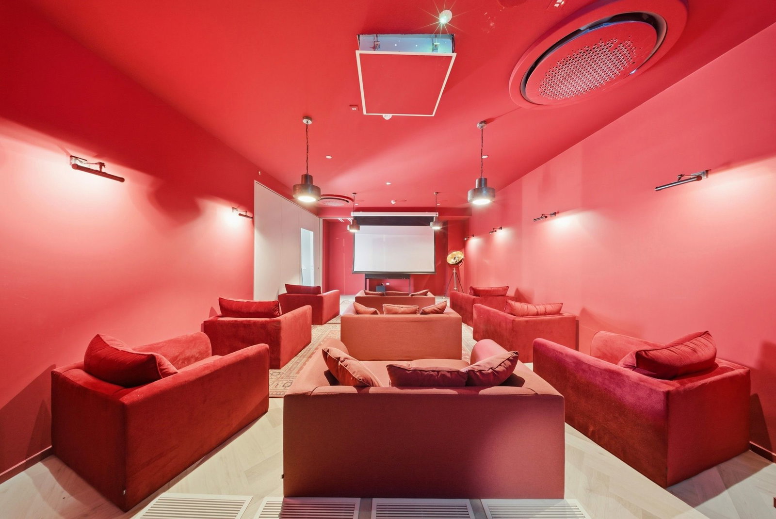 Studio in Harrow