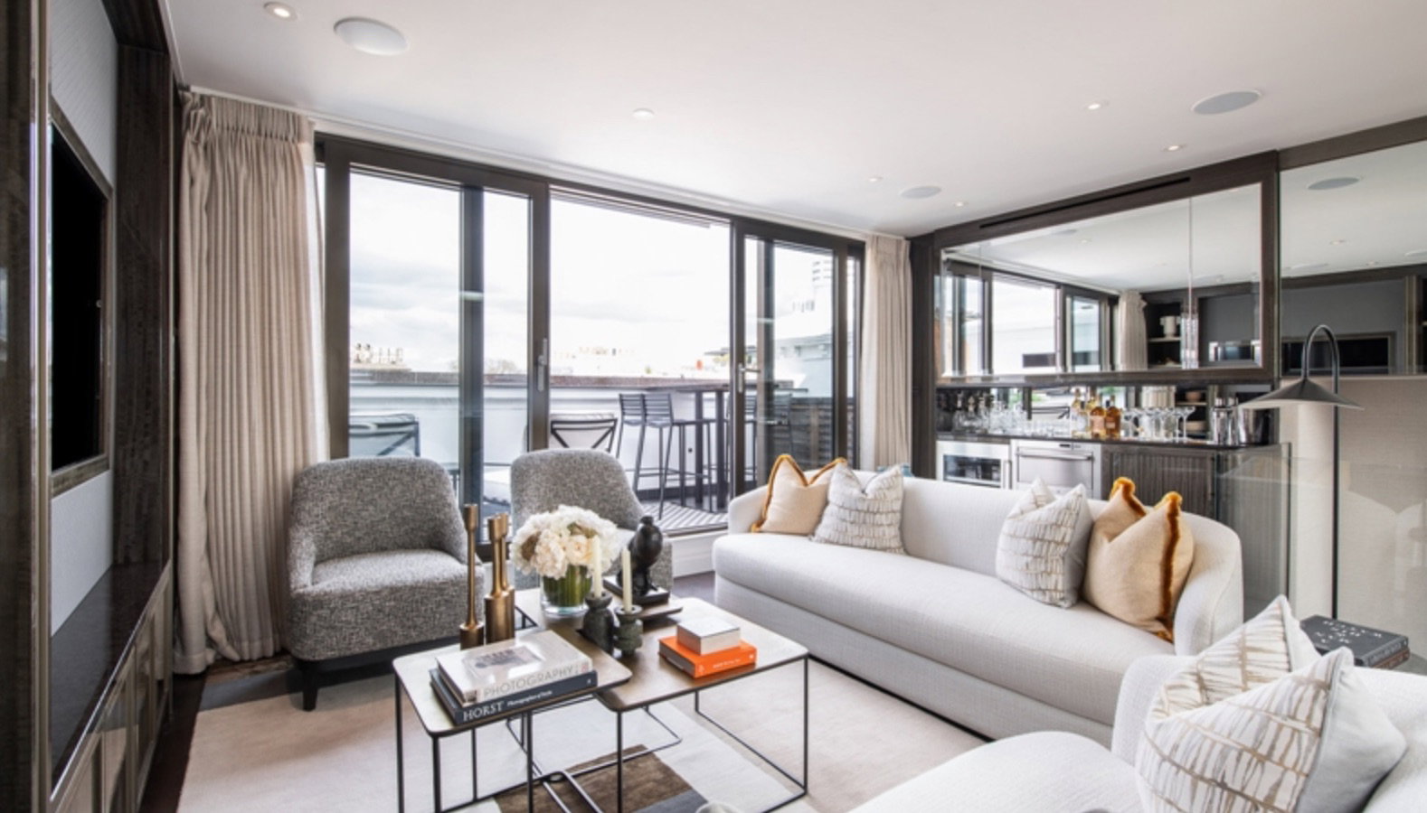 Penthouse in London  2