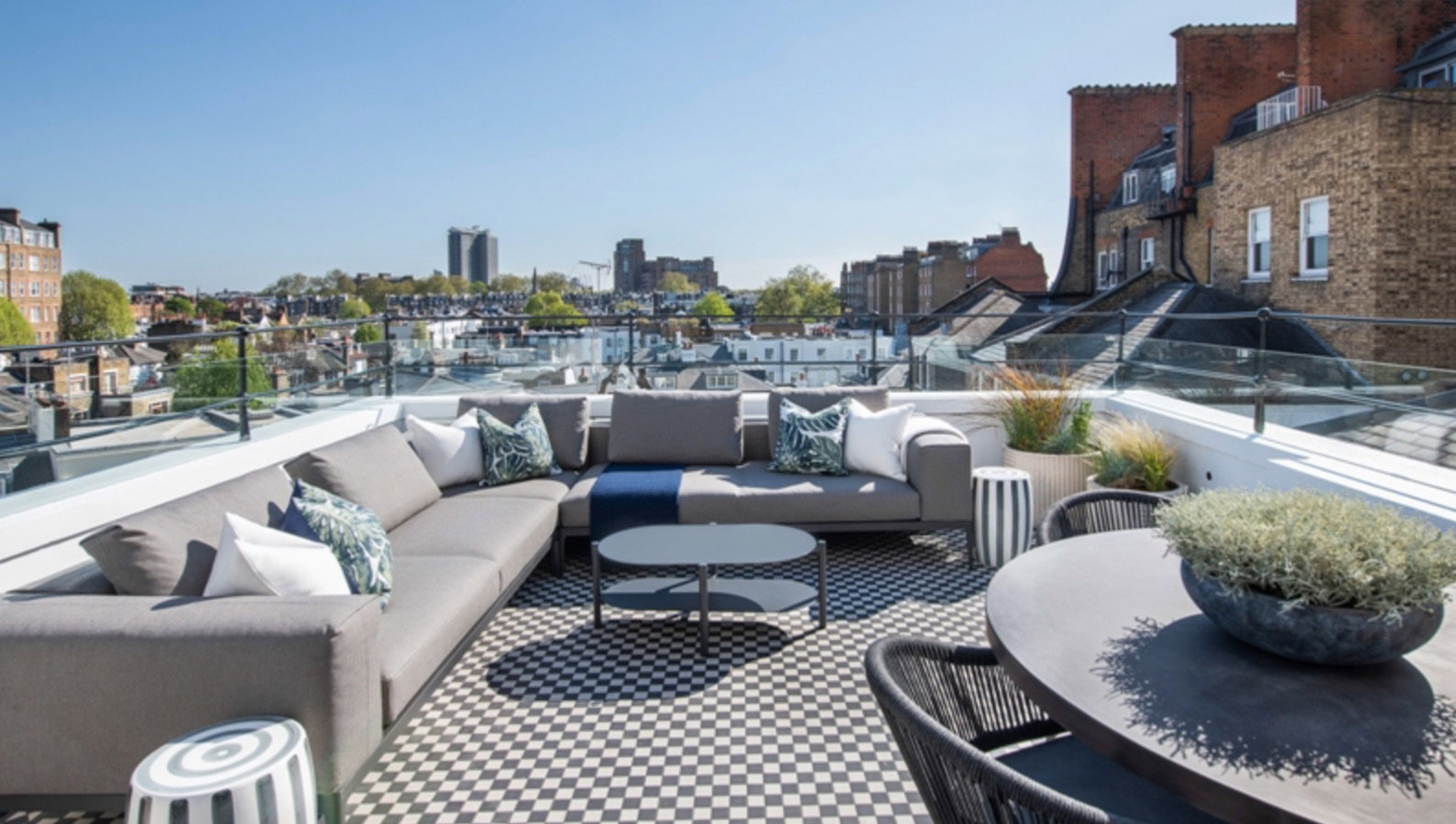 Apartment for rent in London, Prince of Wales Terrace, London , W8 5PQ, 1120 m²