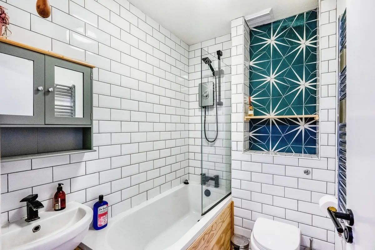 Flat for rent in London, Solarium Court, Alscot Road, London, SE1, 546 m²