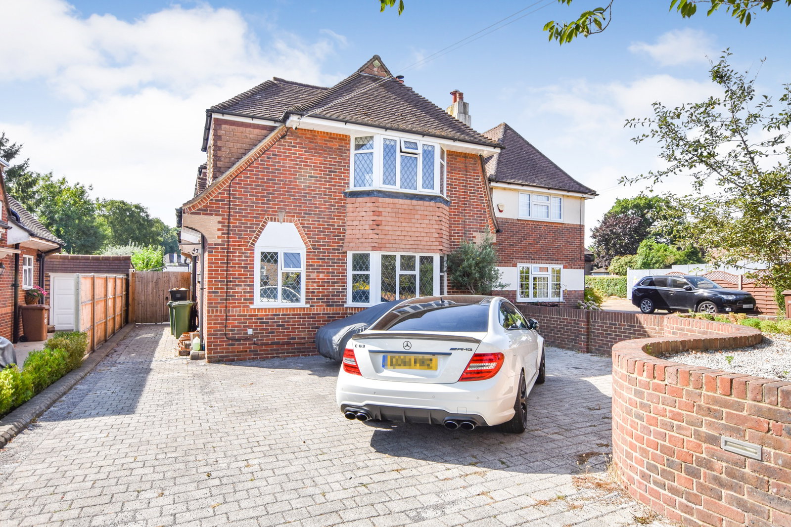 Detached House in Tadworth