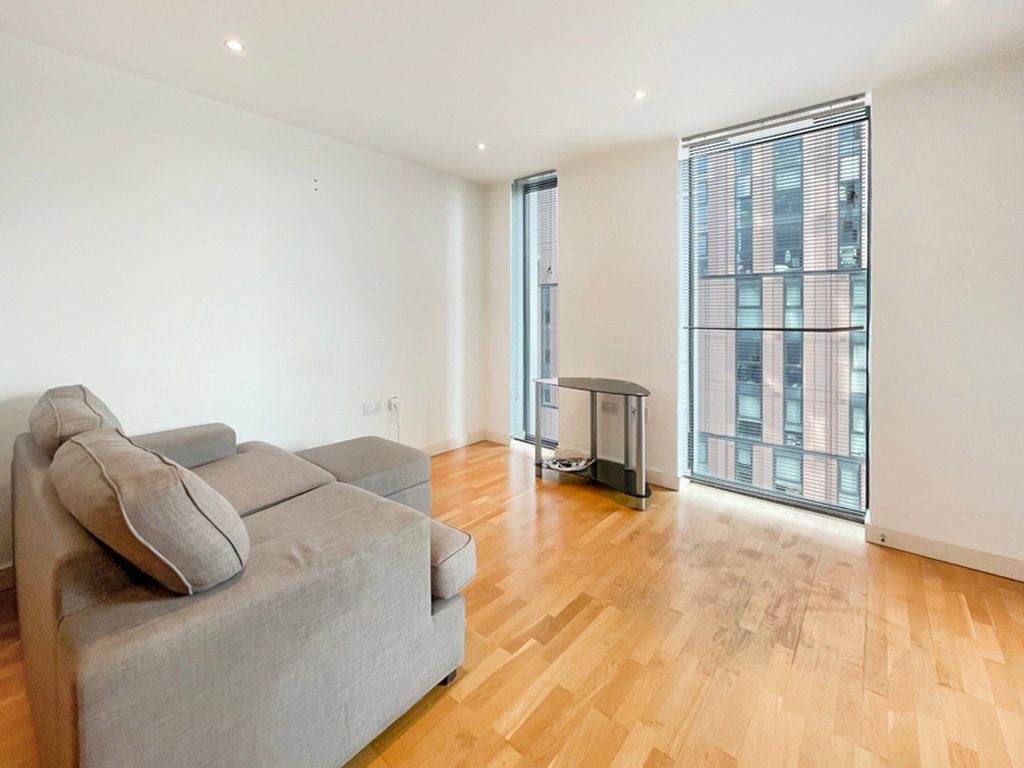 Apartment for rent in Salford Quays, Millennium Tower, 250 The Quays, Salford Quays, M50, 471 m²