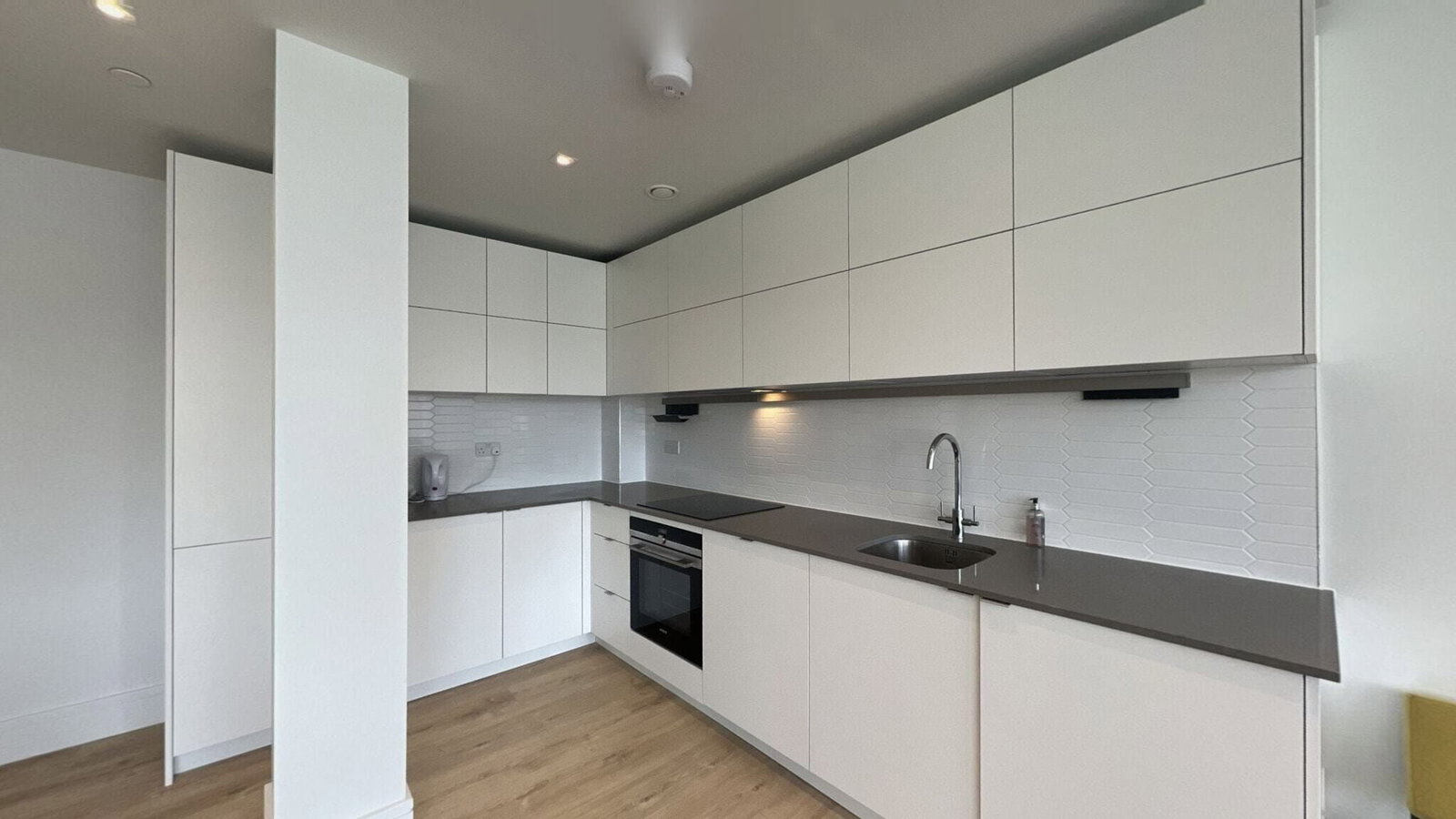Apartment in Wembley 4