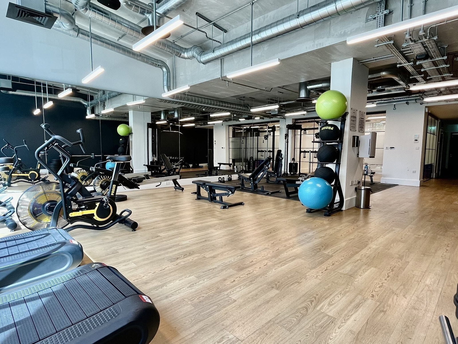 Studio for rent in Wembley, Merevale House, Olympic Way, HA9, 323 m²