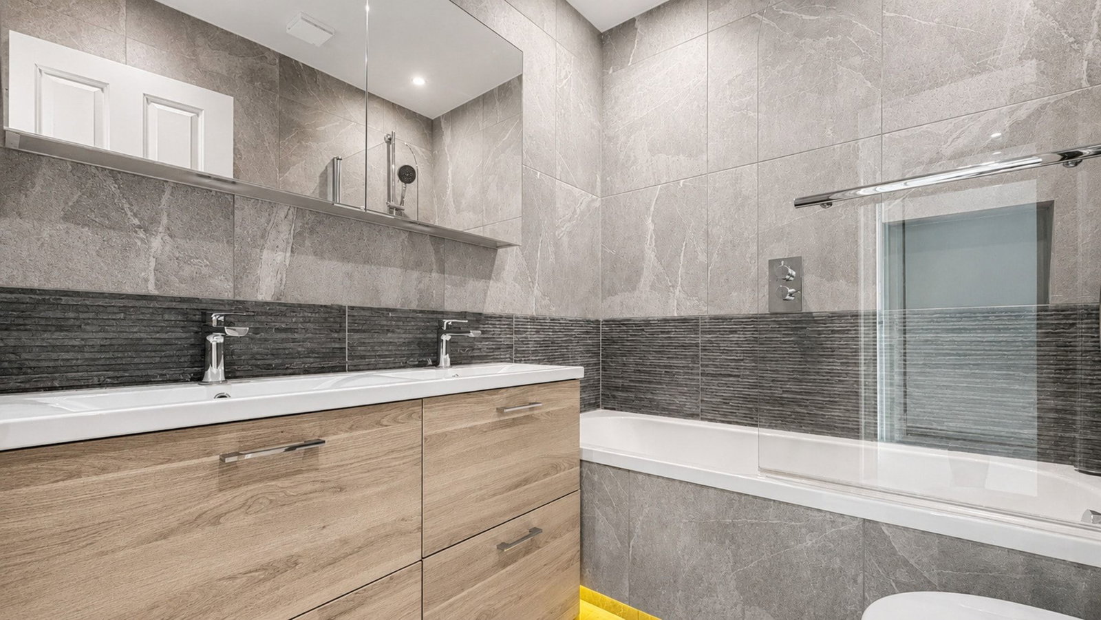 Apartment for rent in London, Belsize Road, London, NW6, 1170 m²
