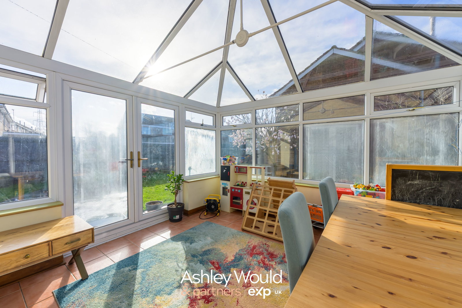 Semi Detached House for rent in Birmingham, Pinewood Drive, Birmingham, B32 4LJ