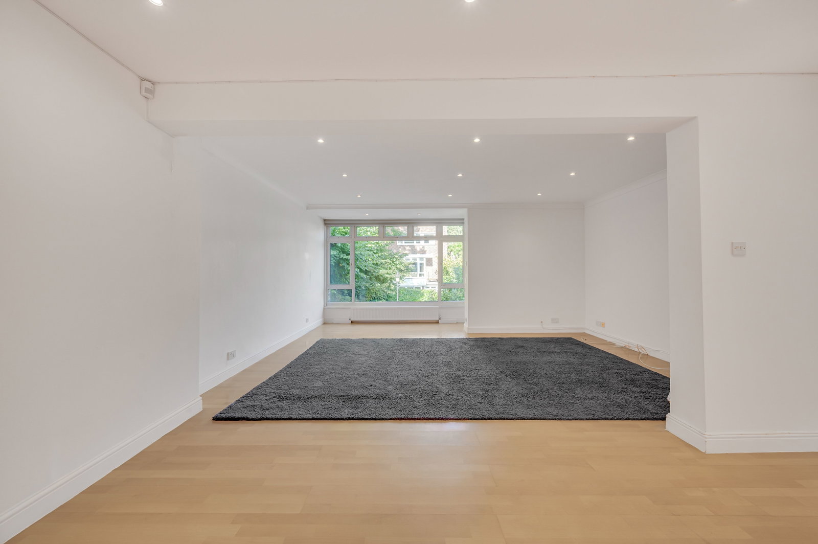 End Of Terrace House for rent in London, Woodsford Square, London, W14 8DS, 2200 m²