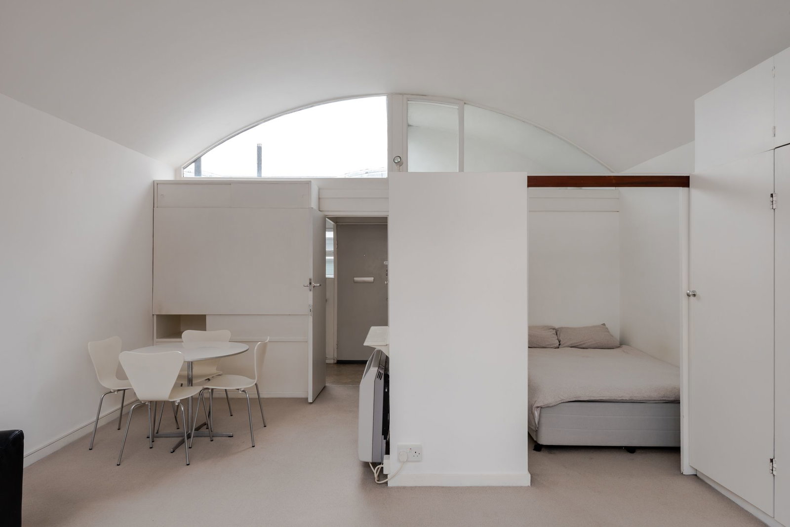Penthouse for rent in London, Golden Lane Estate, London, EC1Y 0SN, 350 m²