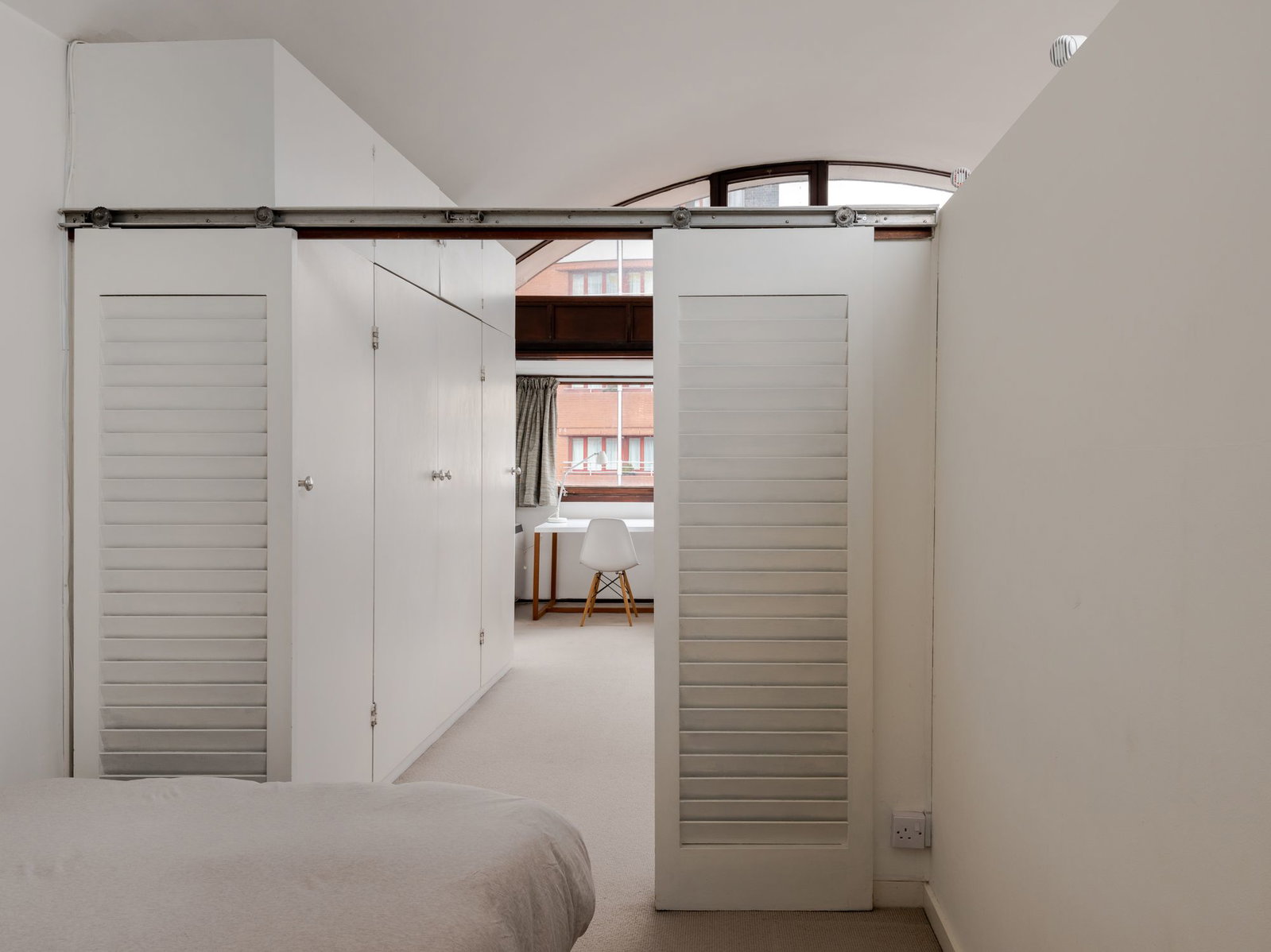 Penthouse for rent in London, Golden Lane Estate, London, EC1Y 0SN, 350 m²