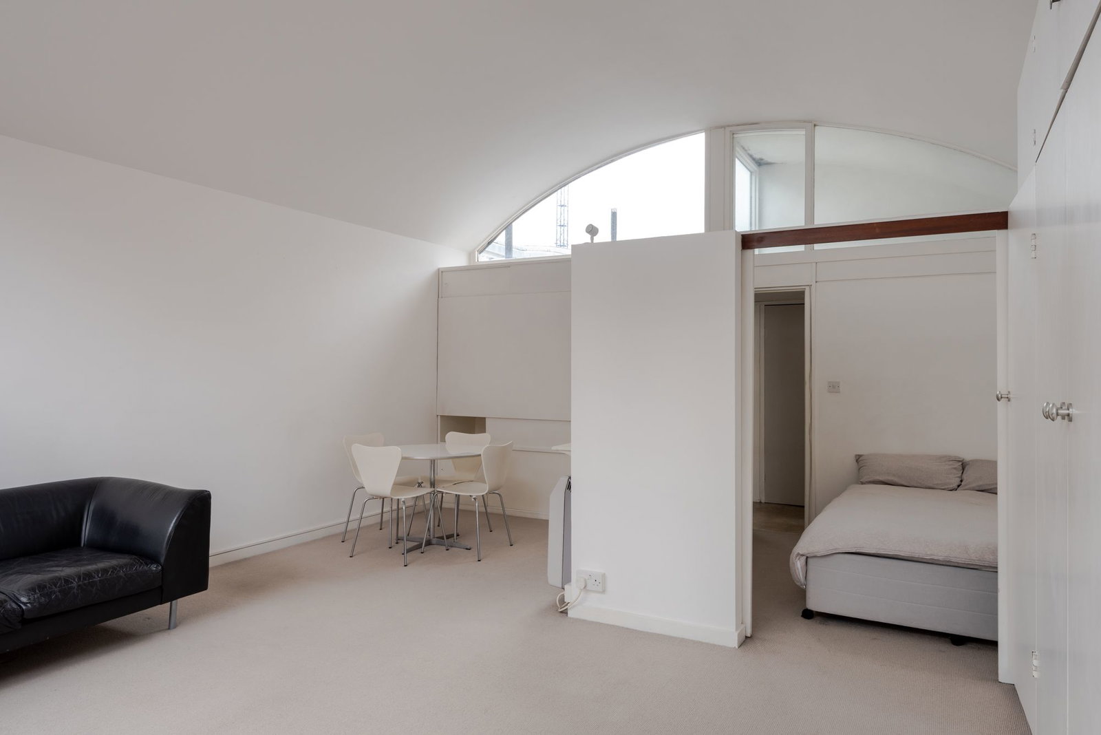 Penthouse for rent in London, Golden Lane Estate, London, EC1Y 0SN, 350 m²