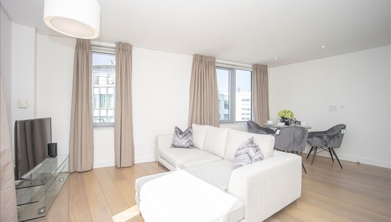 Flat in London 4