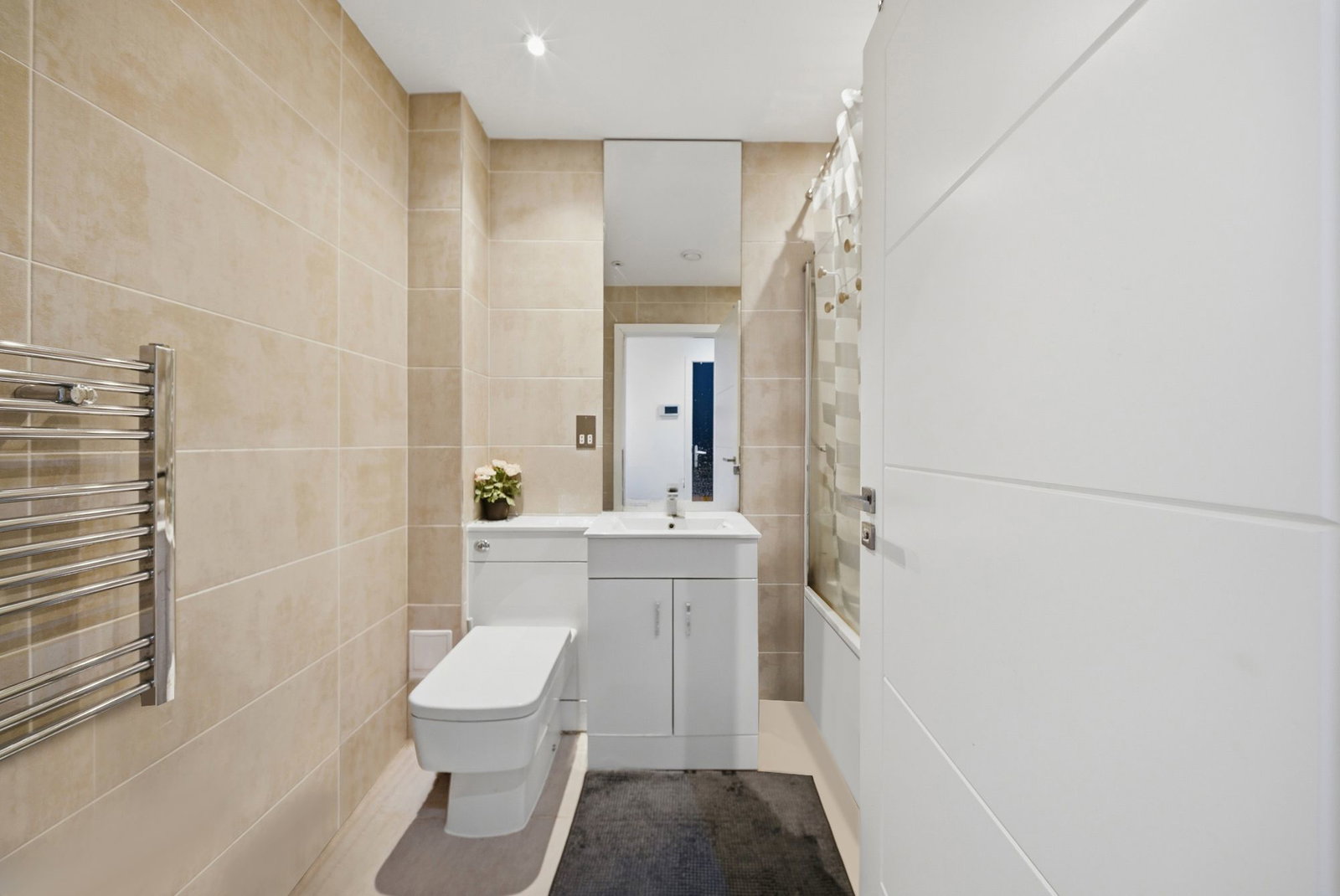 Apartment in Bromley 4