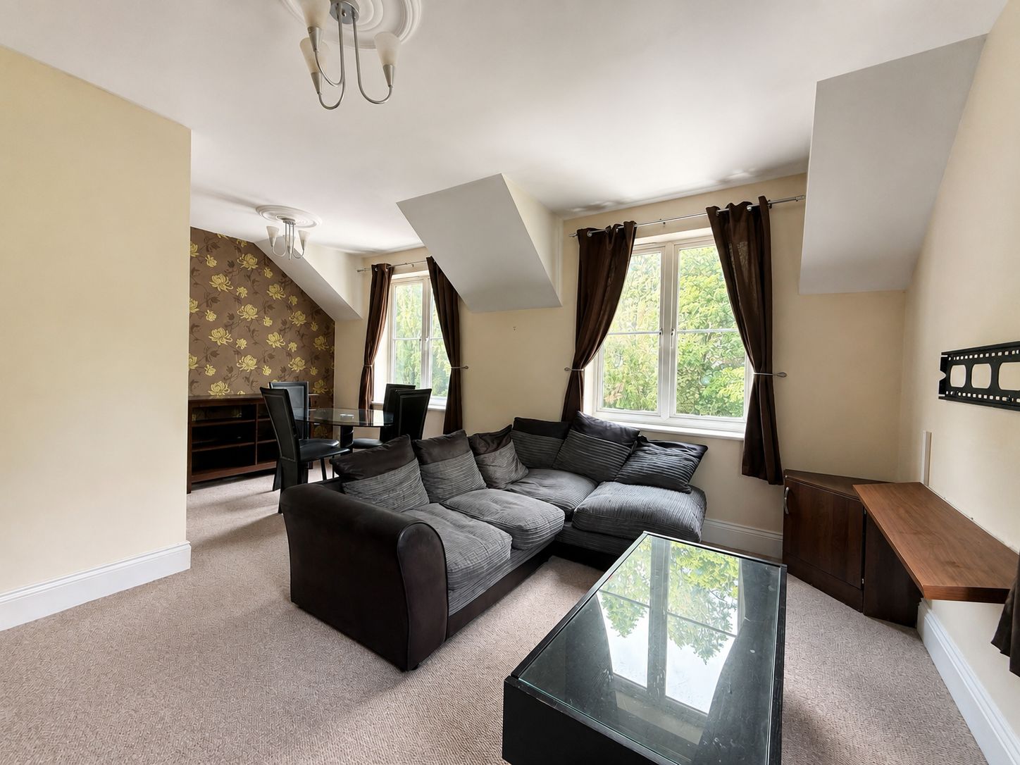 Apartment for rent in Sutton Coldfield, Caversham Place, Sutton Coldfield, B73 6HW