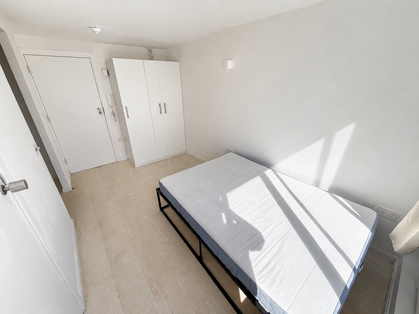 Studio in Harrow