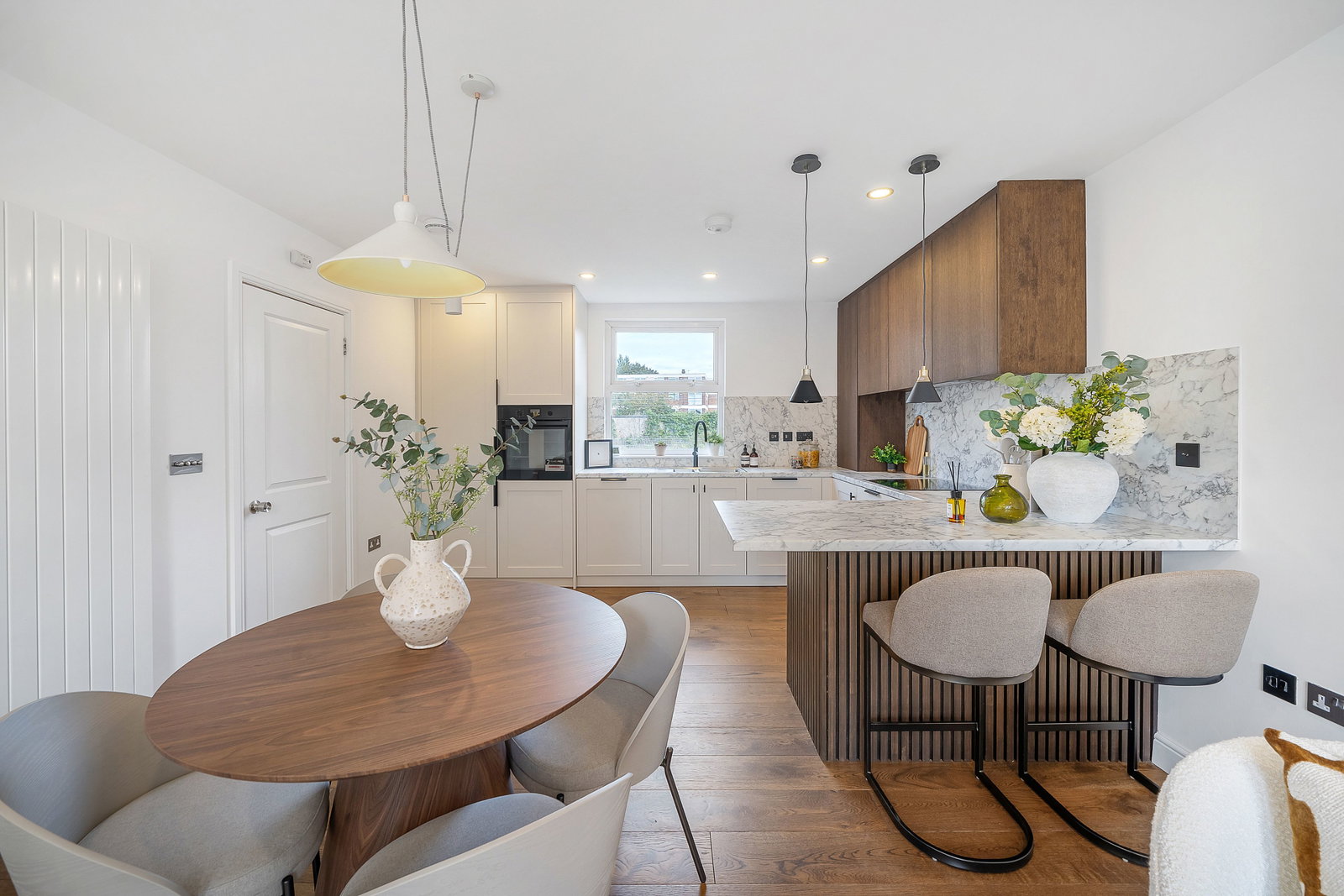 Flat for rent in London, Hastings Road, West Ealing, W13, 718 m²