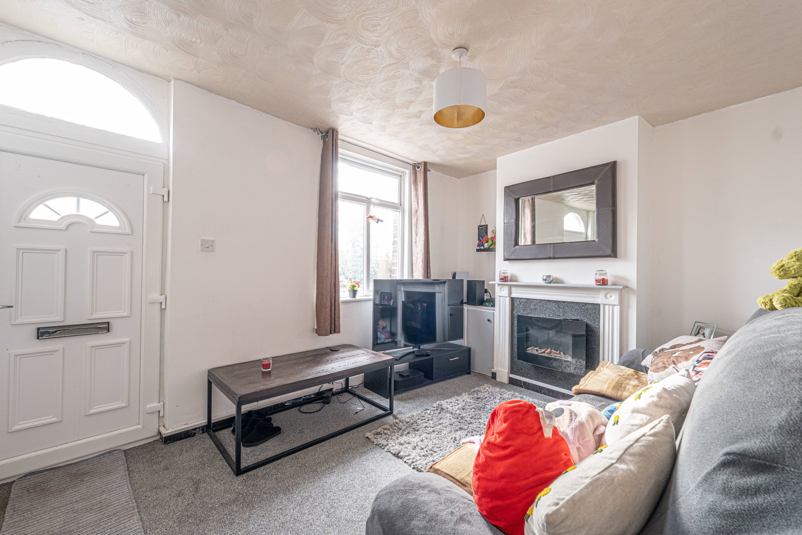 End Of Terrace House in Macclesfield