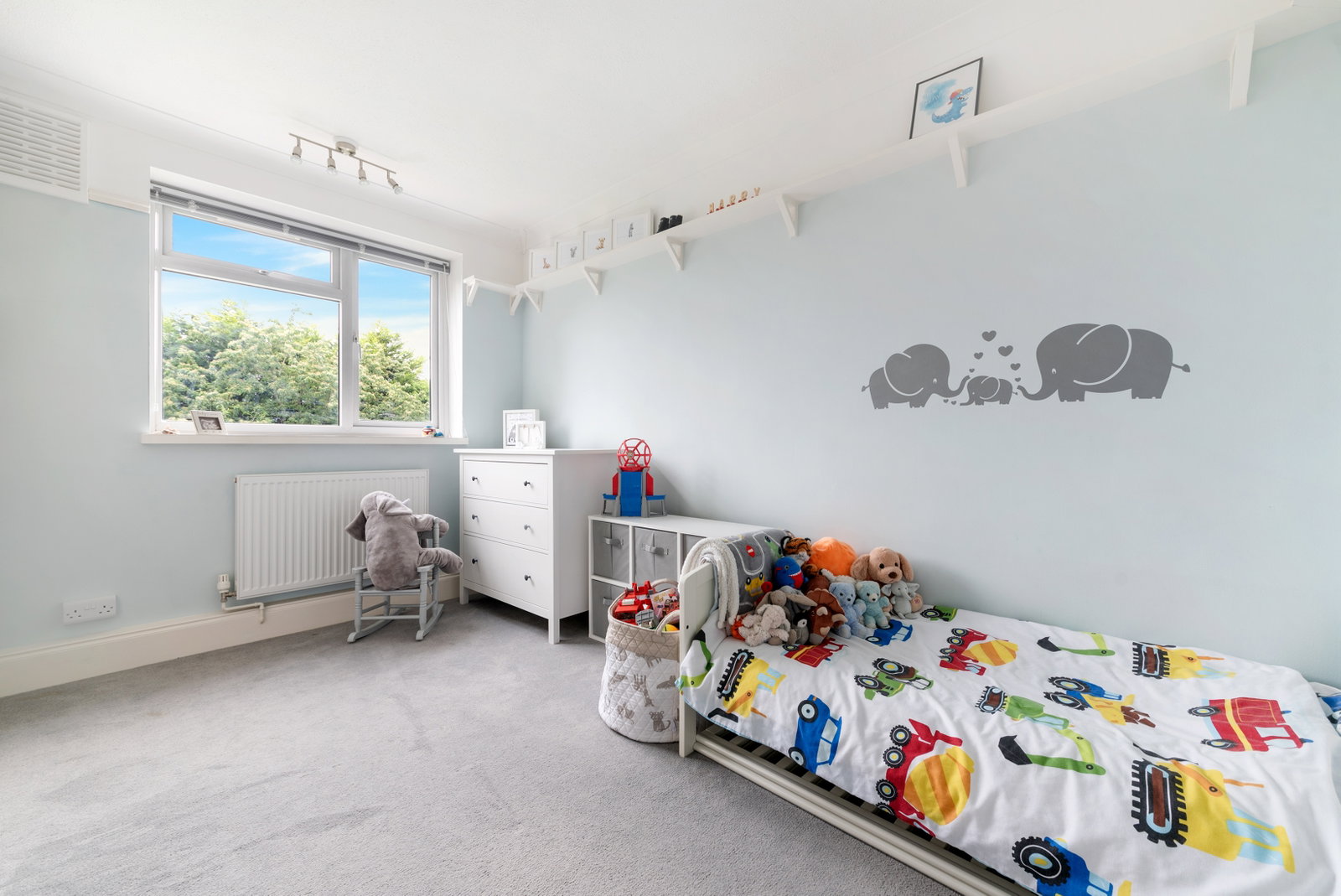 Apartment in Tadworth
