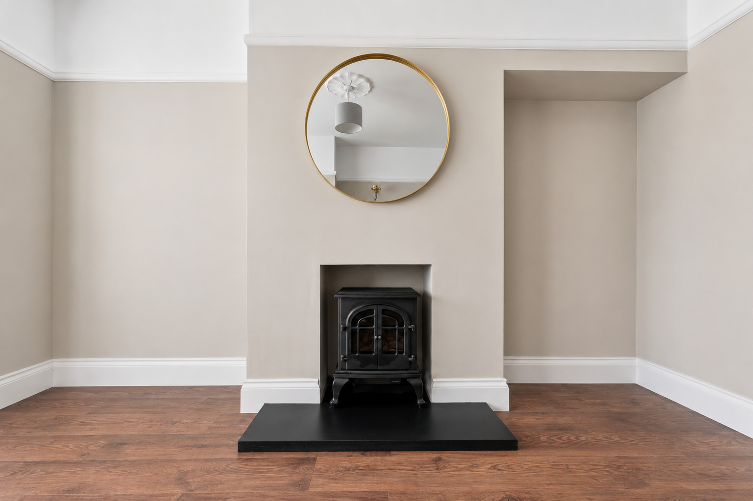 Semi Detached House in Southwell