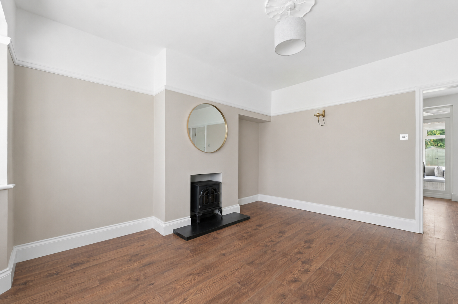 Semi Detached House in Southwell