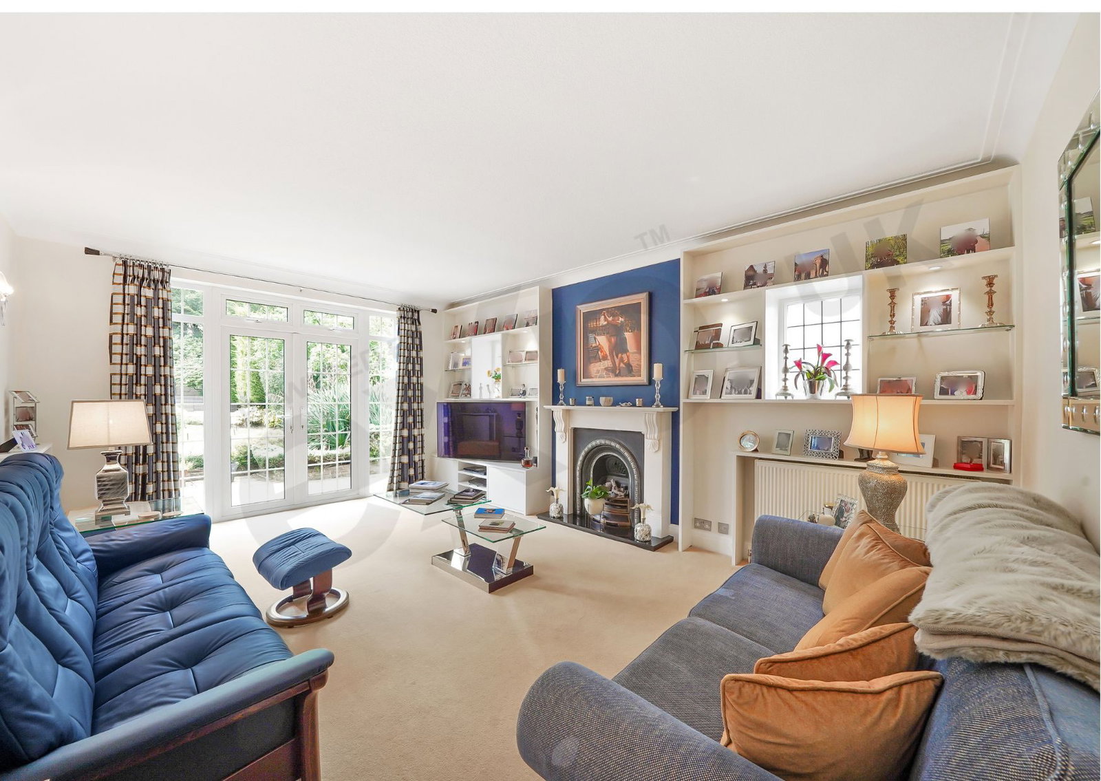 Detached House in London