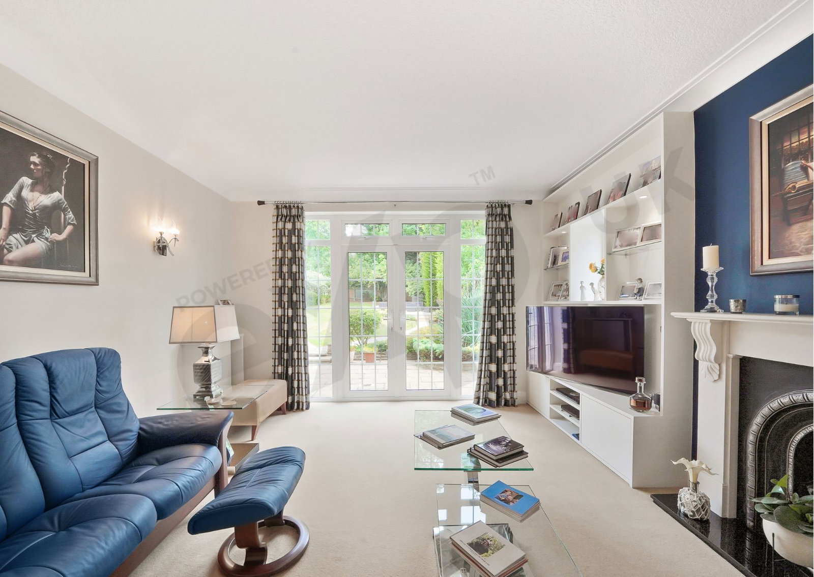 Detached House in London
