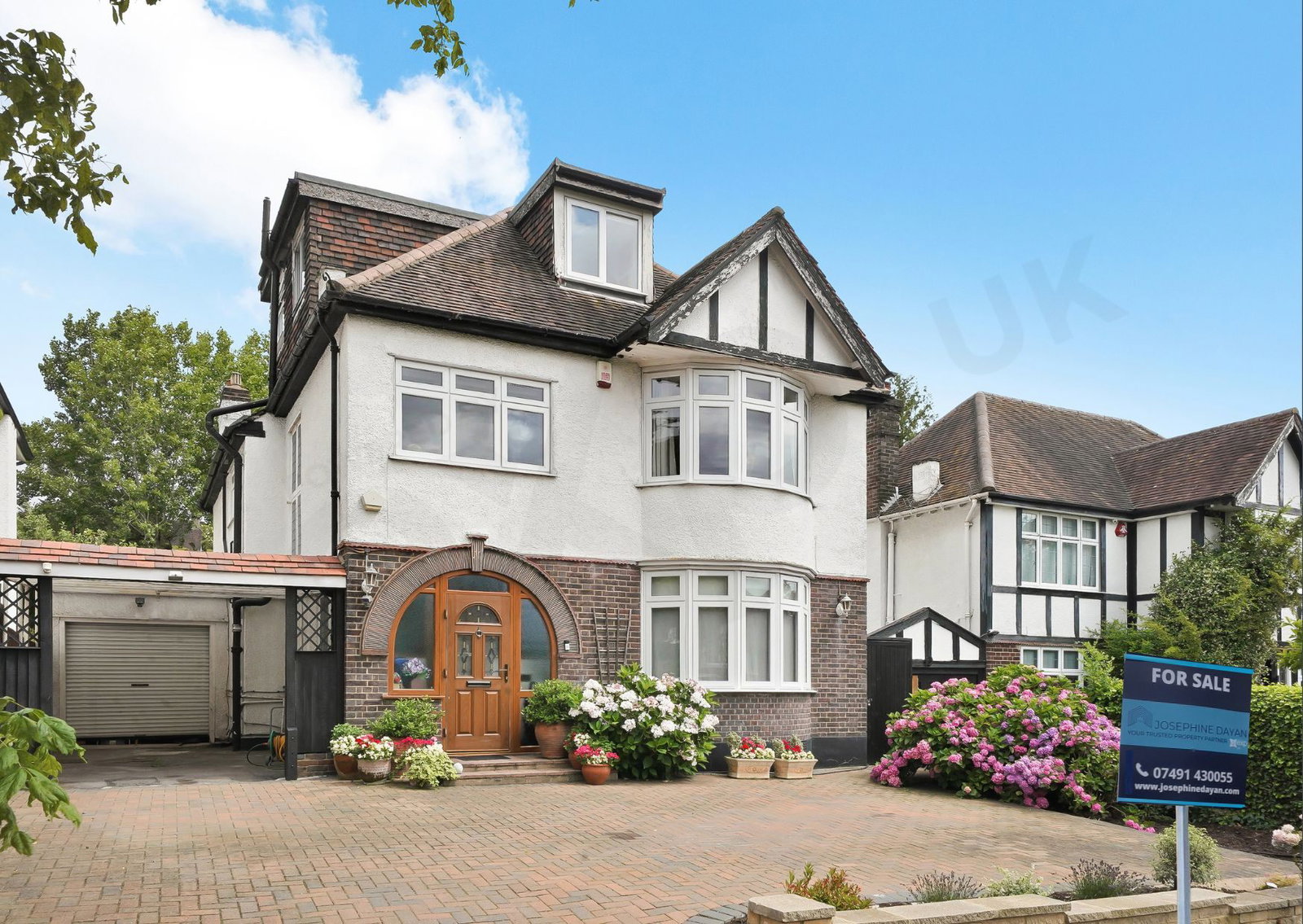 Detached House in London