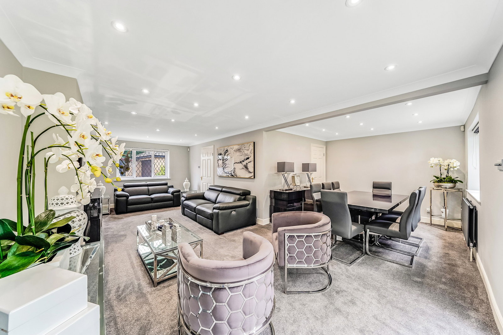 Detached House in Chigwell