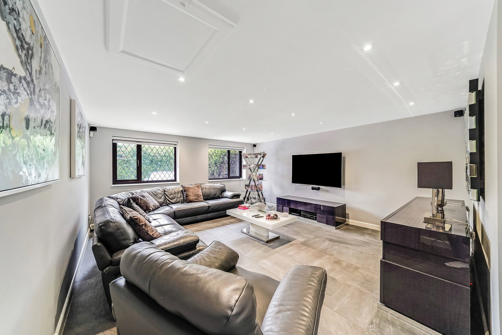 Detached House in Chigwell
