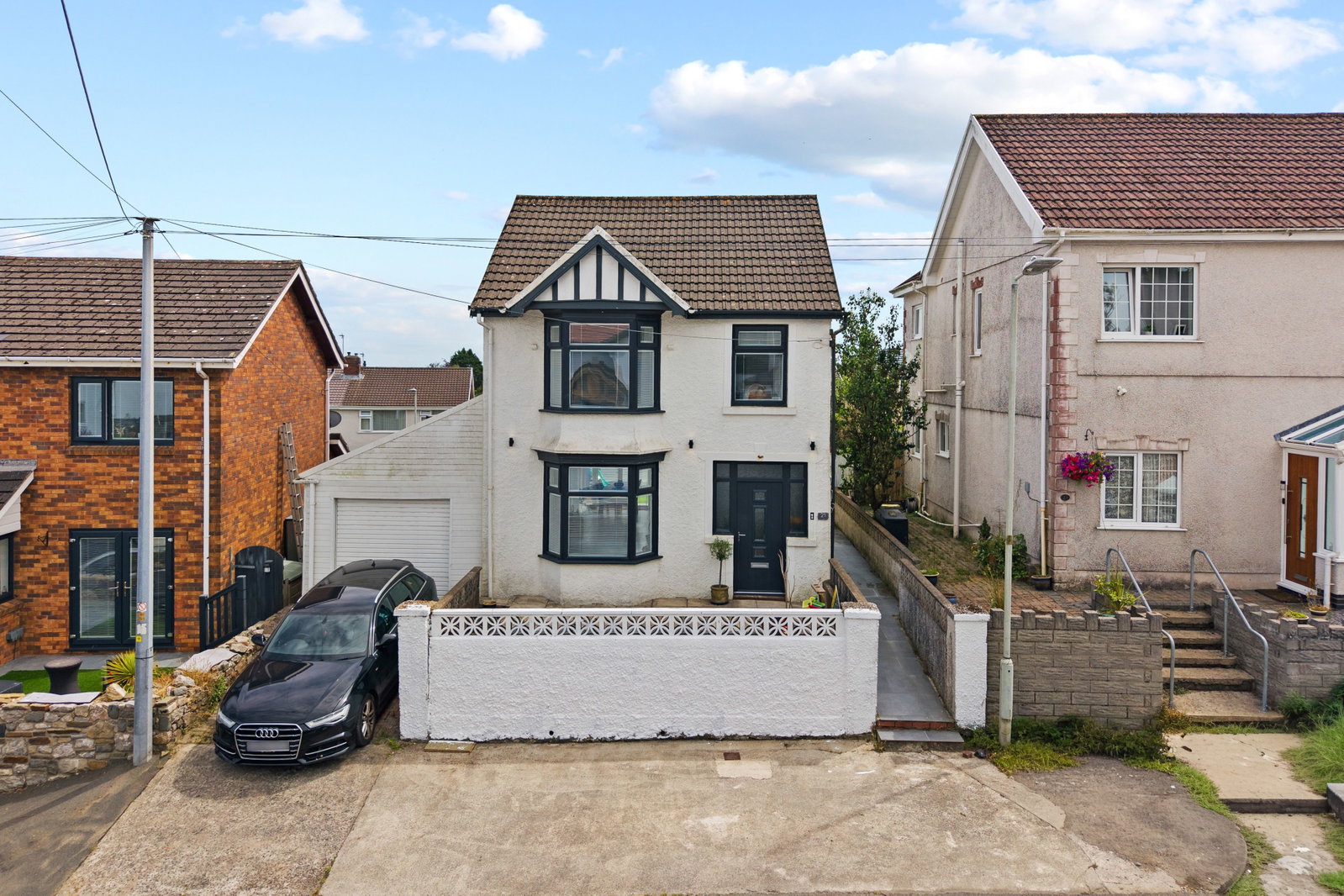 Detached House in Swansea