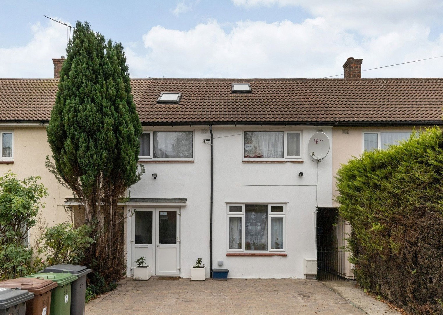 Terraced House in Borehamwood