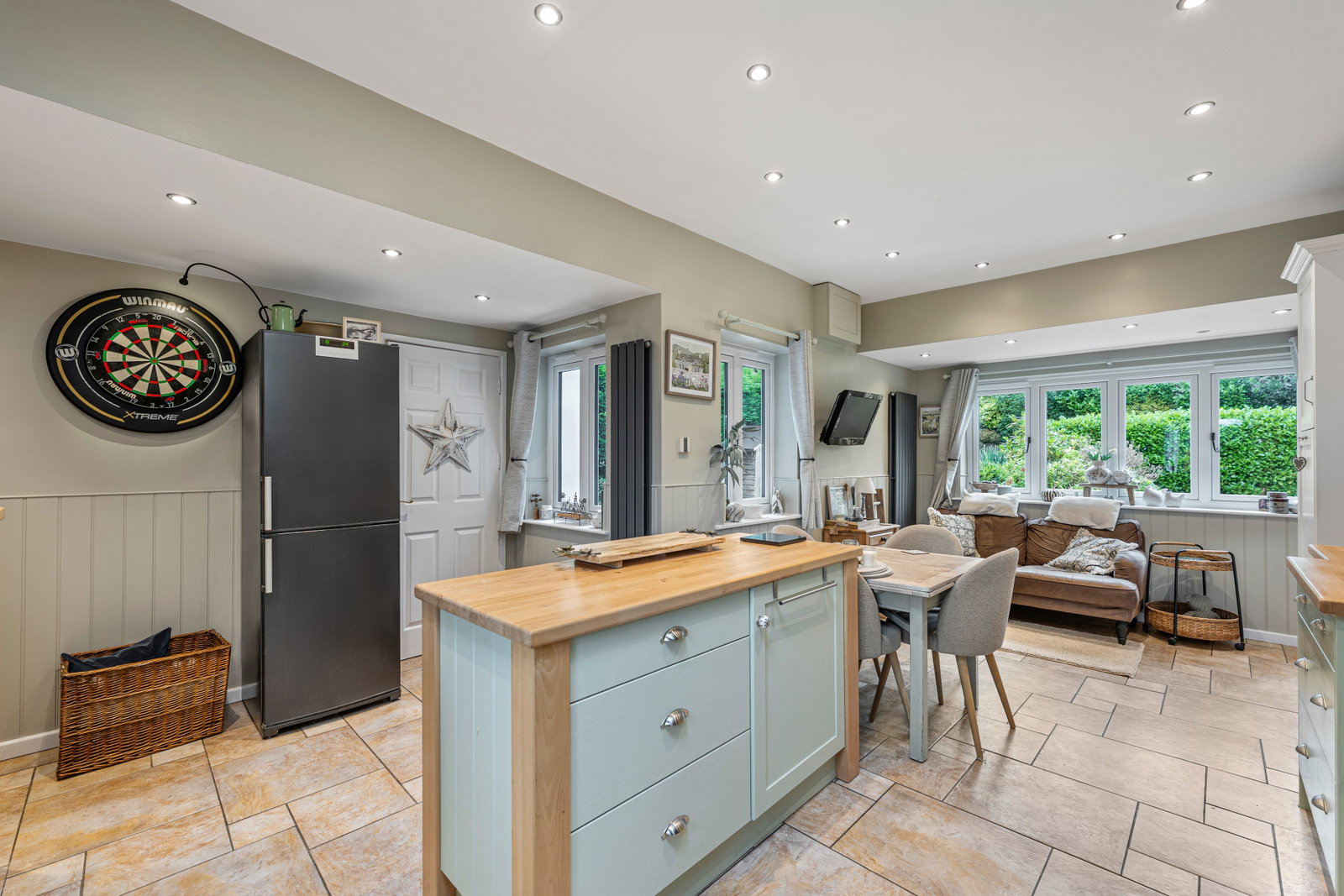 Detached House in Stoke-on-Trent